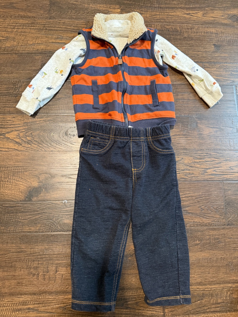 Carter’s 18 month three piece set
